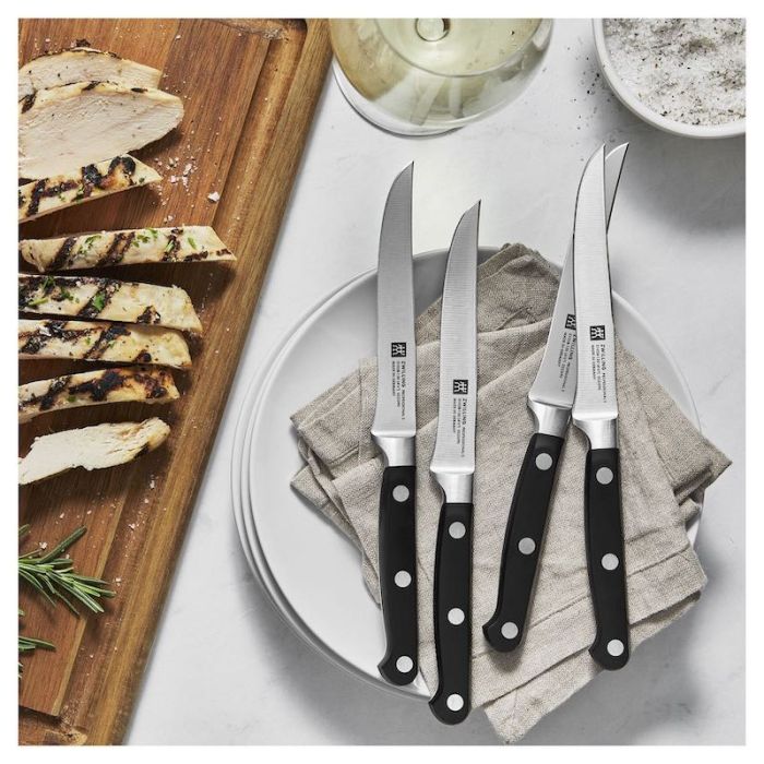 Professional S, set 4 Coltelli Bistecca Lisci