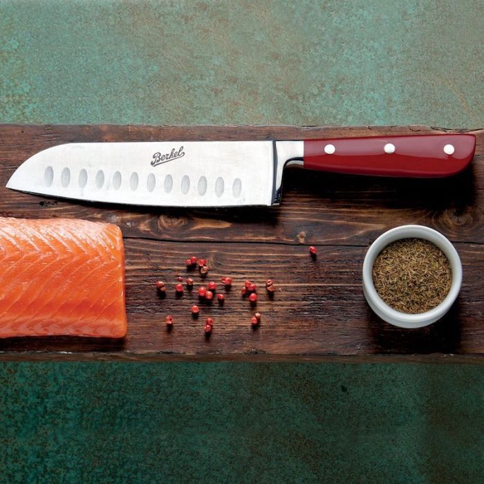 Classic Line, Coltello Santoku Alveolato 18cm