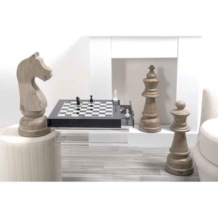 Magnus, Scacchiera e Dama