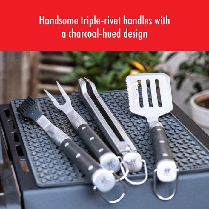 BBQ, Set 4 Posate Barbecue con Custodia