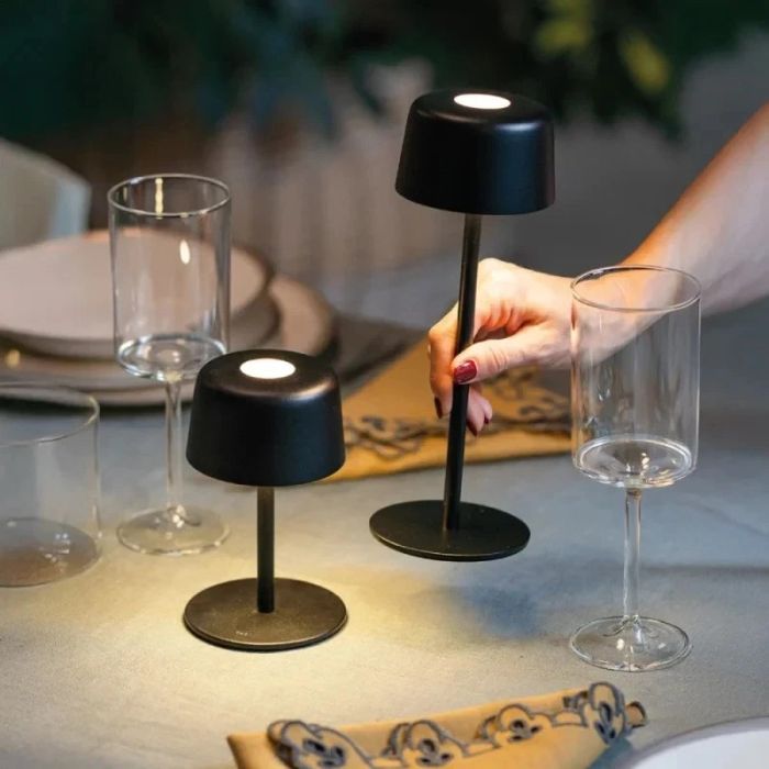 1+1 Ailati, Lampada da Tavolo Ricaricabile (Modularità a 2 Altezze)